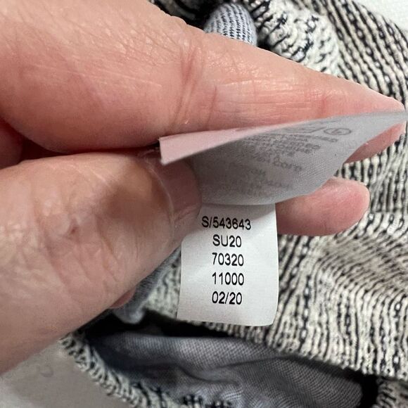 Loft Black White Ikat Boucle Bubble Hem Cami‎ - Picture 7 of 7